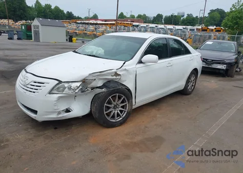 2008 Toyota Camry z USA, uszkodzony, nr VIN 4T1BE46KX8U778588